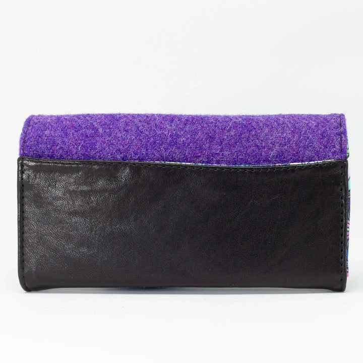 Back view of Aurora purse showing vegetable-tanned lambskin leather exterior